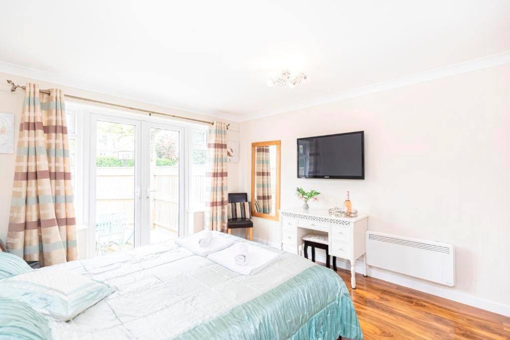 Bournecoast: Lovely Annex With Patio Nr Beach-5286 Bournemouth Exterior foto